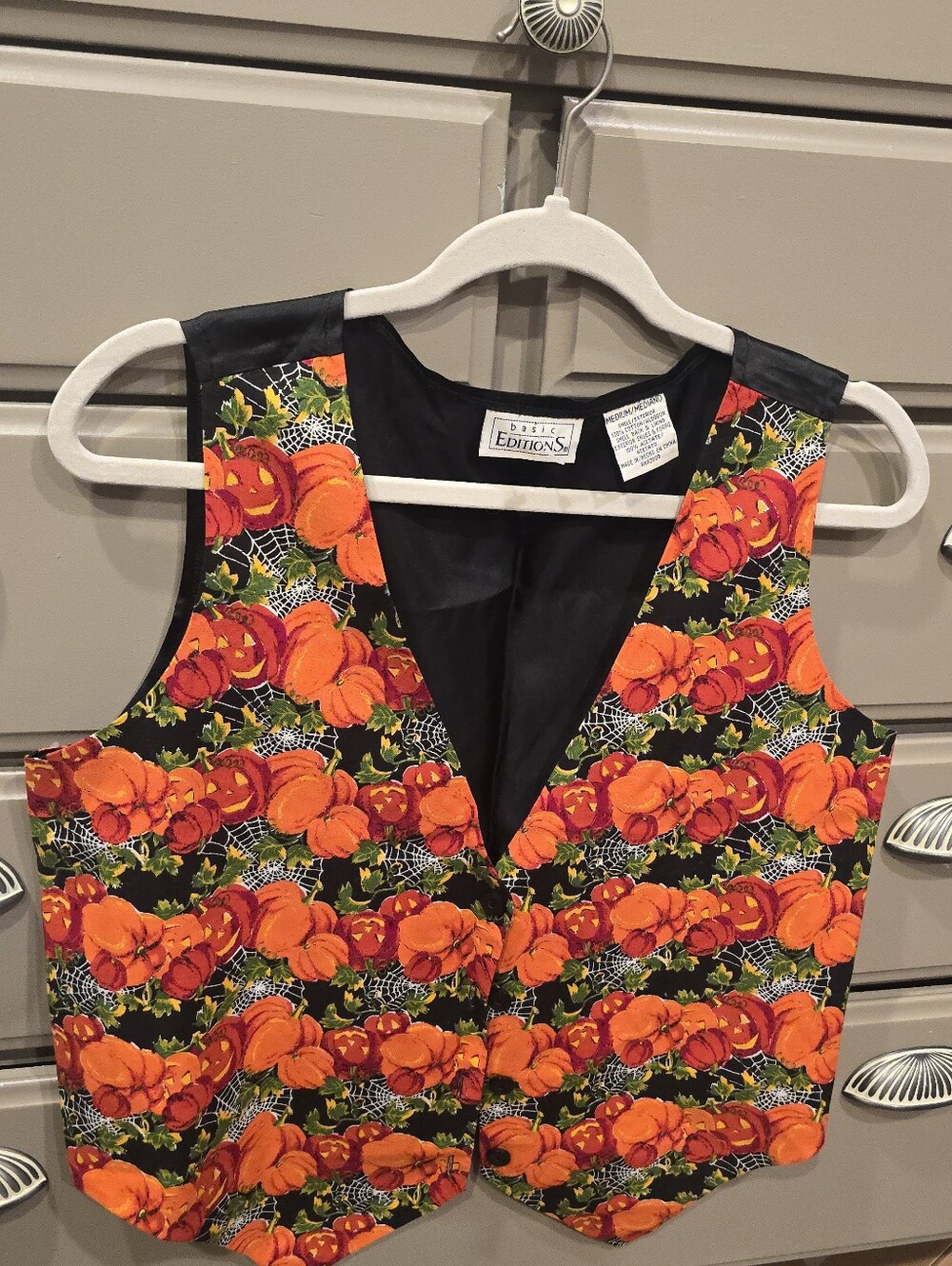 Women's VTG Basic Editions Orange Pumpkin Print Vest Halloween